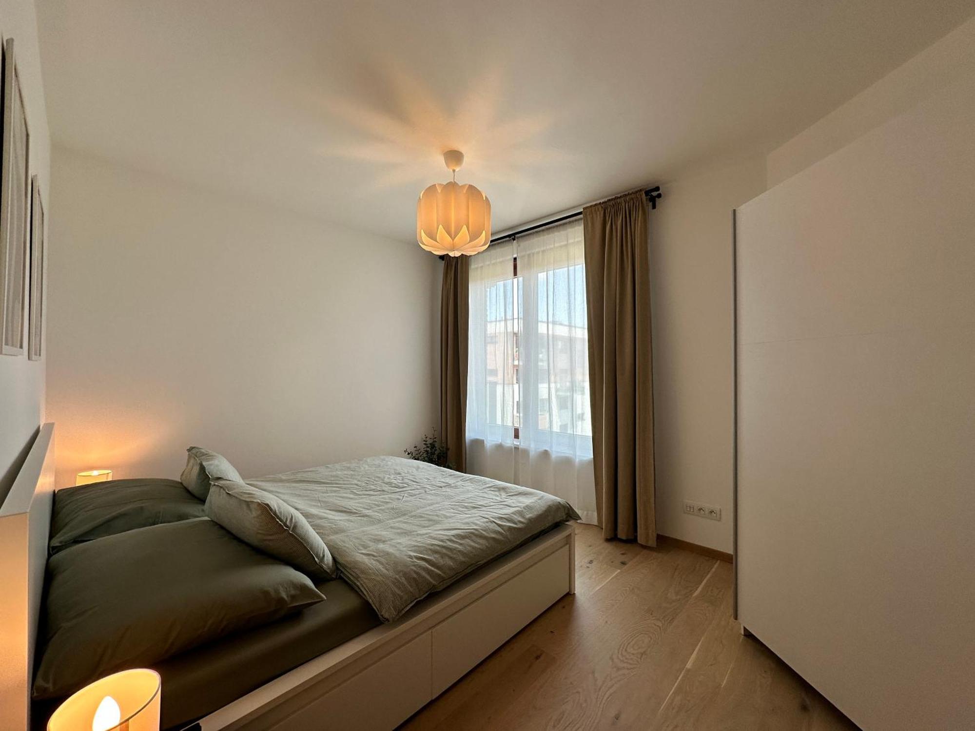 Zwirn1, Uplne Nove, Parkovanie, Klimatizacia, Apartmán *