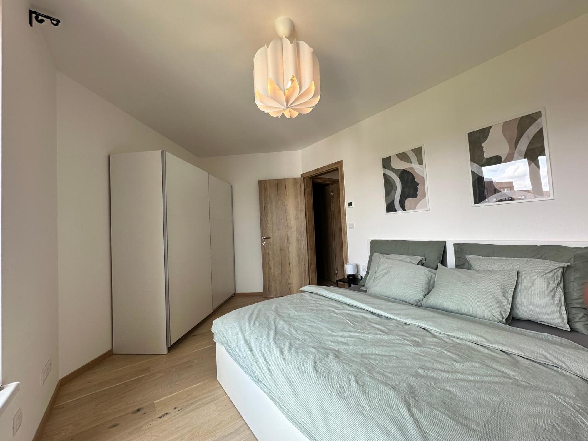 Zwirn1, Uplne Nove, Parkovanie, Klimatizacia, Apartment Pressburg